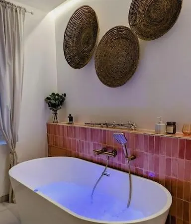 Suite Meraki - Luxe & Voyage - Jacuzzi & Cinema Saint-Etienne  Exterior photo